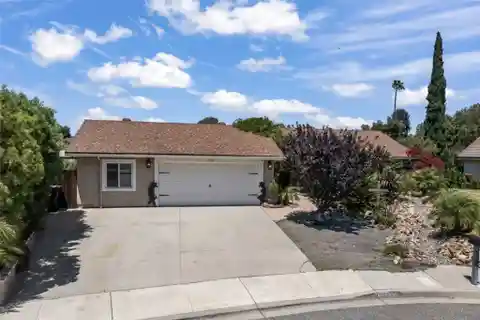 Beautifully Maintained Single-Story Home on a Spacious Lot