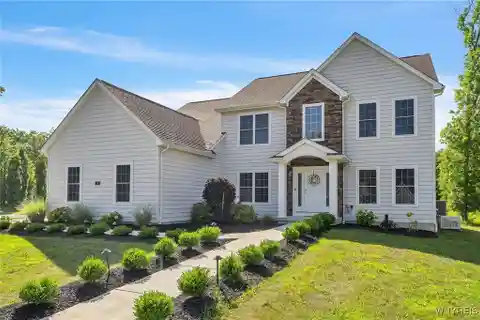 Stately Residence Exuding Timeless Sophistication