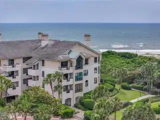 Exceptional Corner Penthouse in Exclusive Spyglass Villas