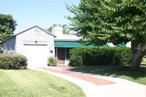 Oversized Lot Minutes from the Beach