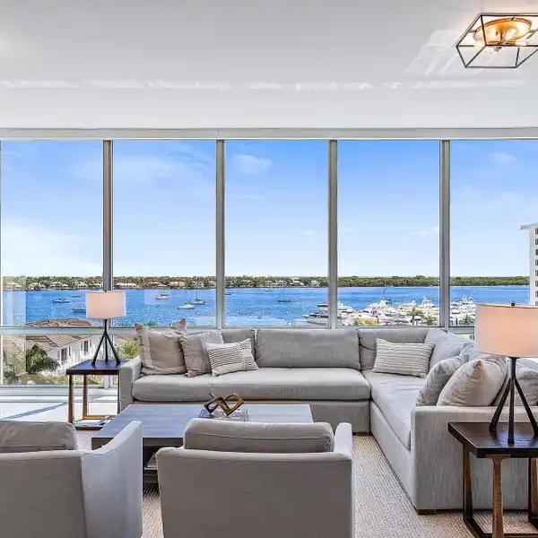 EXCLUSIVE WATER CLUB RESIDENCE