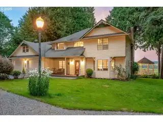 Expansive Private Retreat with Shop