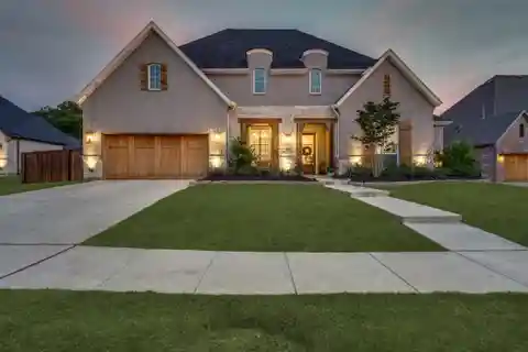 Elegant Living with Greenbelt Backyard Views