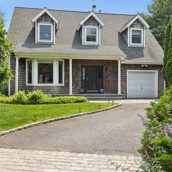PRIVATE OASIS IN THE HEART OF EAST HAMPTON