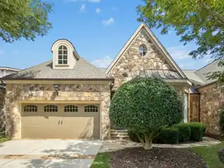 Luxury Cottage with Private Garden