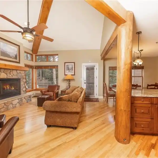RARE REMODELED END UNIT TOWNHOME
