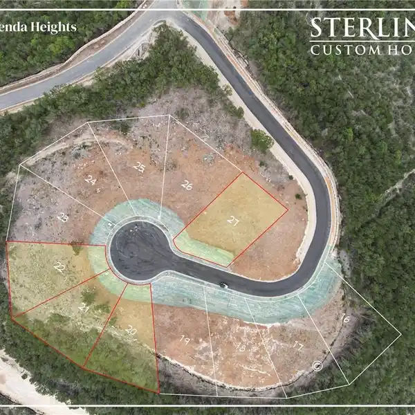 ELEVATED HOMESITE IN ROUGH HOLLOW