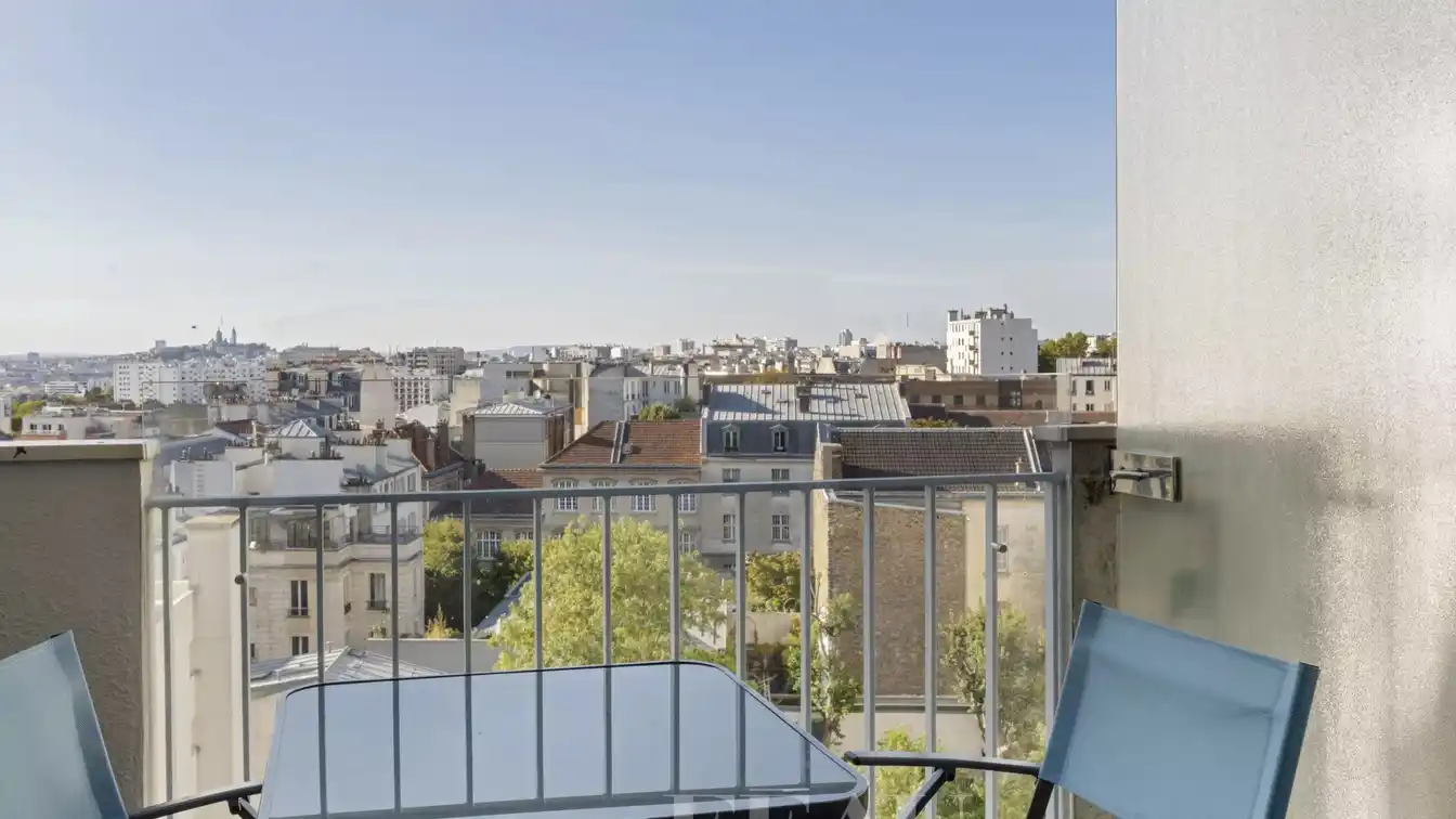 Bright and Peaceful Two Bedroom Apartment