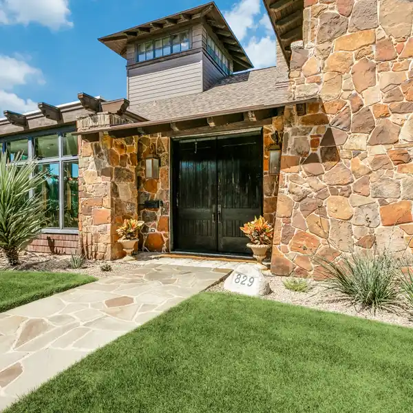 STRIKING CUSTOM HOME ON A SPRAWLING LOT