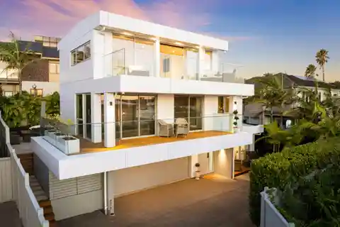 Luxurious Masterpiece Offering the Ultimate Coastal Lifestyle