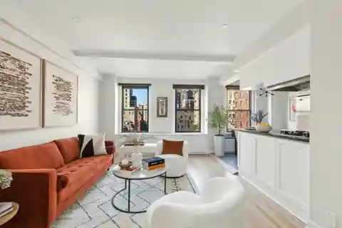 Exceptional Home in the Vibrant Upper East Side