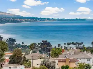 Newly Remodeled Coastal Sanctuary in Lantern Village