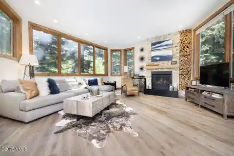 Beautifully Appointed Duplex in Coveted Potato Patch