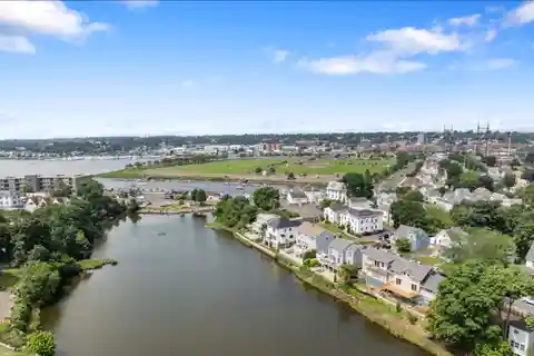 Fabulously Renovated Classic Cottage