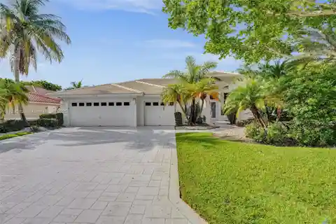 Light and Bright Contemporary Home at Great Value