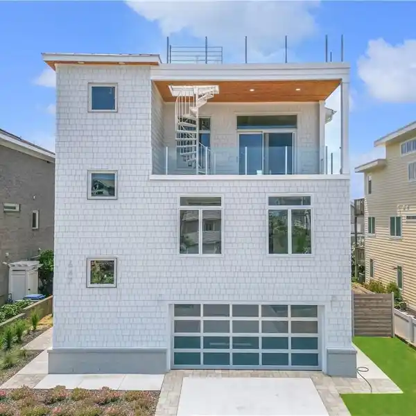 COMPLETELY RENOVATED MODERN COASTAL DREAM HOUSE