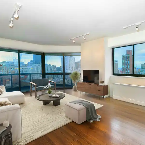 ONE BEDROOM APARTMENT WITH AMAZING VIEWS