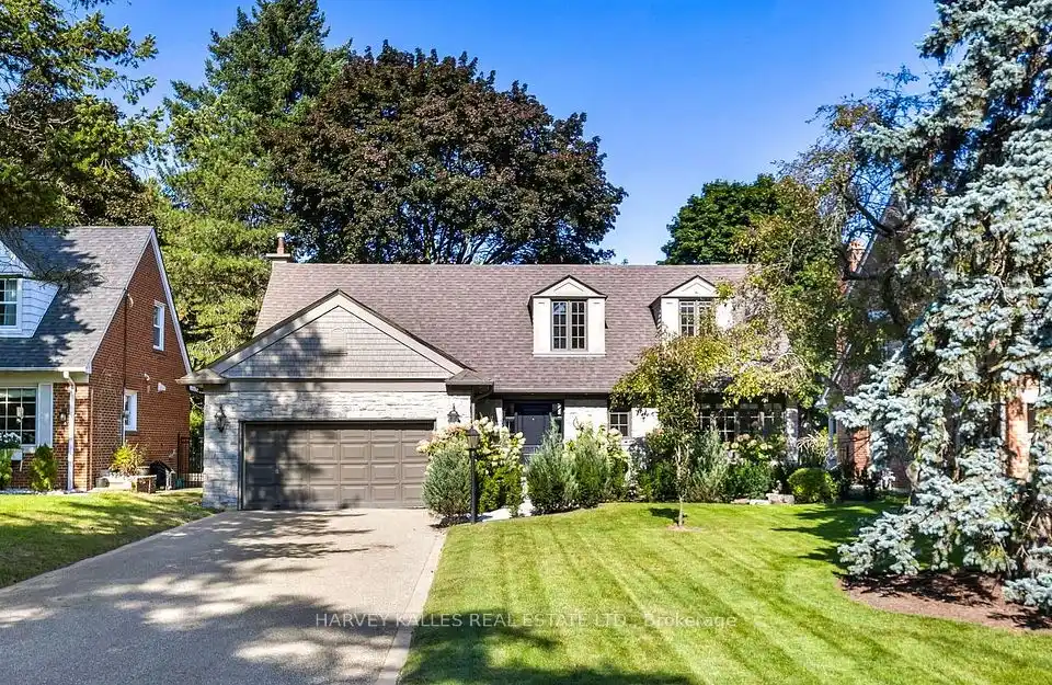 Recently Renovated Home in Edenbridge James Gardens