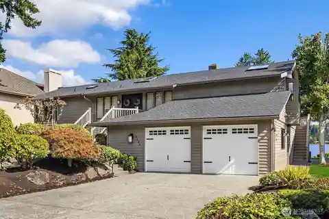 Prime Waterfront Living in South Cove