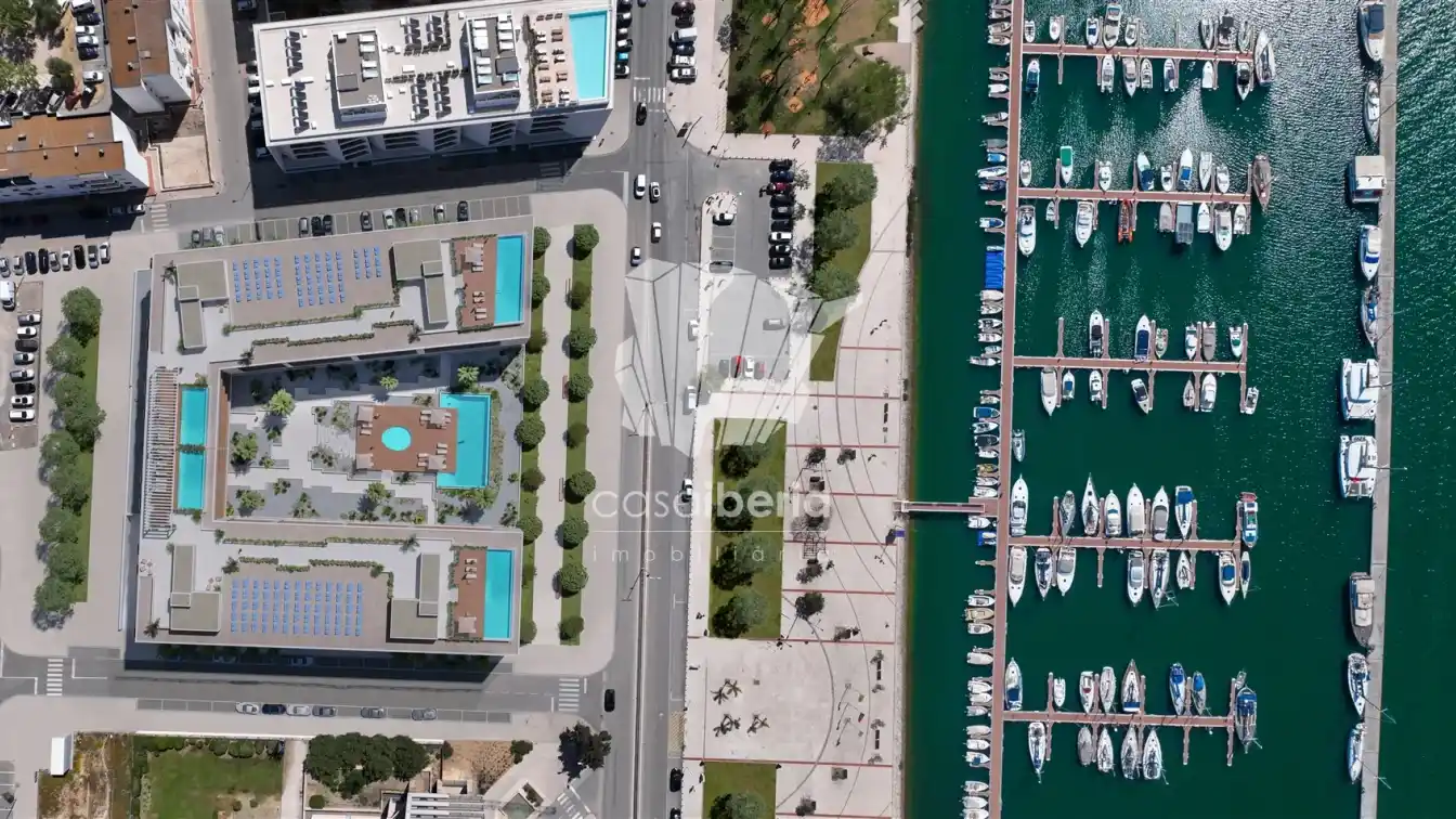 Waterfront Residences with Ria Formosa Vistas