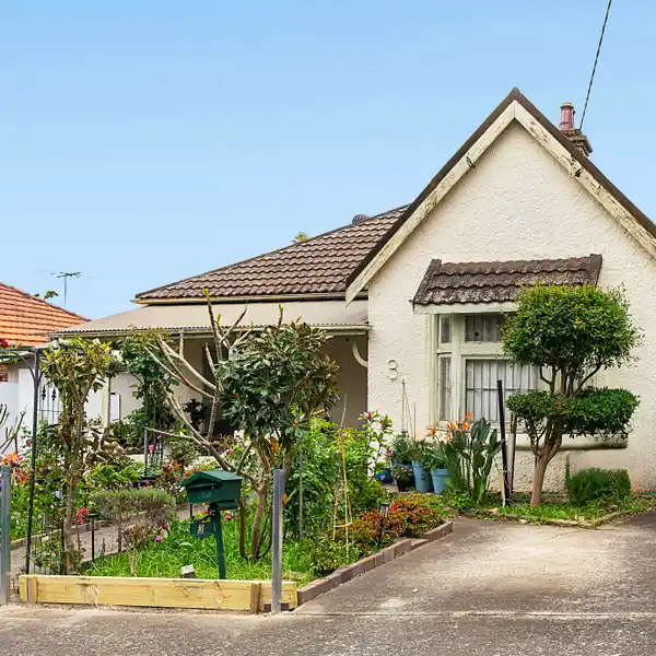 CHARMING FULL-BRICK HOME