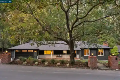 Remodeled Ranch Retreat with Timeless Charm