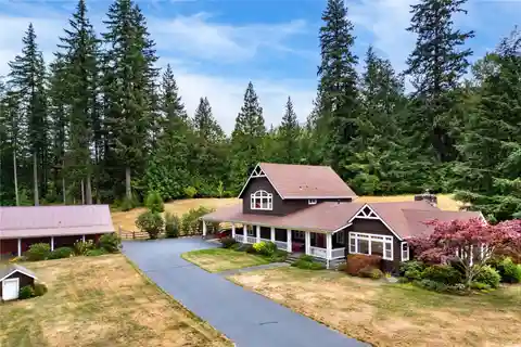 Peaceful Living on over Five Acres