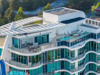 The  Pinnacle of Seaside Urban Living
