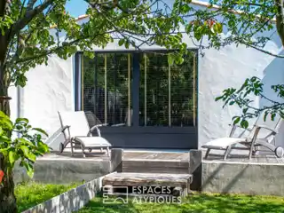 Bold Contemporary Home in the Heart of Noirmoutier Island
