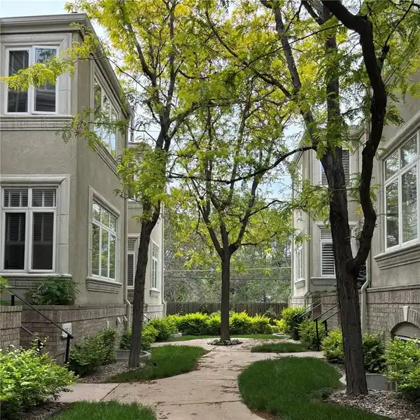 SERENE CHERRY CREEK TOWNHOME