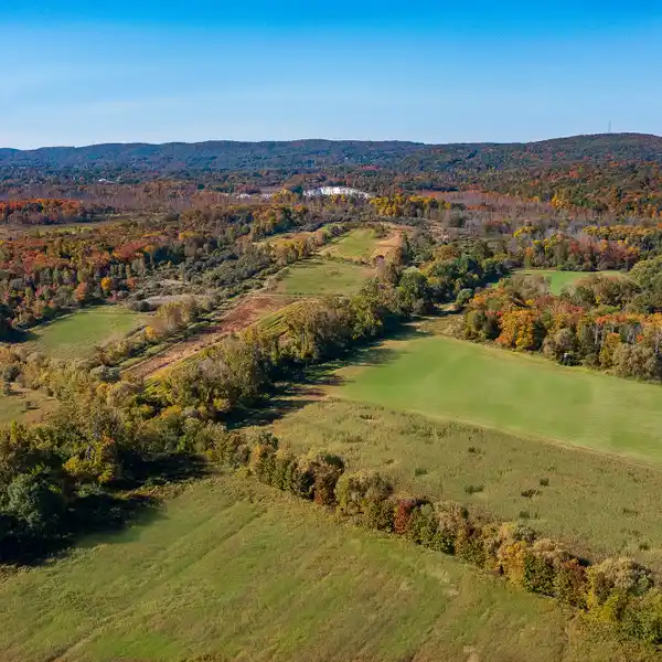 MAGICAL 558-ACRE PROPERTY - FAMILY COMPOUND POTENTIAL