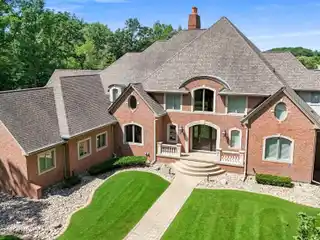 Timeless Luxury Meets Everyday Comfort in Rosewood Estates