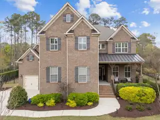 Stately Home Blending Sophistication and Comfort