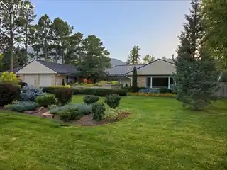 Unmatched Broadmoor Living