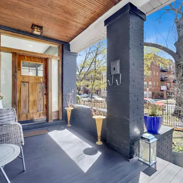 EXTRAORDINARY OPPORTUNITY IN EDGEWATER