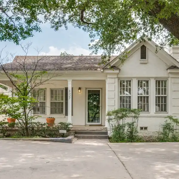 CHARMING 1933 UNIVERSITY PARK COTTAGE