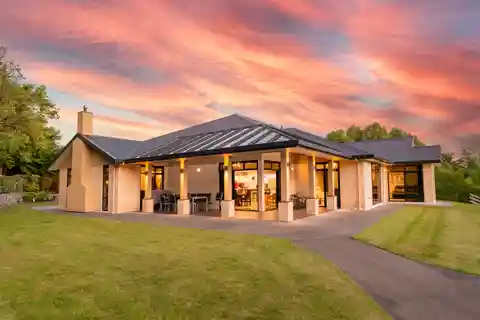 Luxurious Retreat with Unparalleled Features
