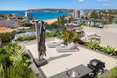 World-Class Penthouse with Rooftop Terrace