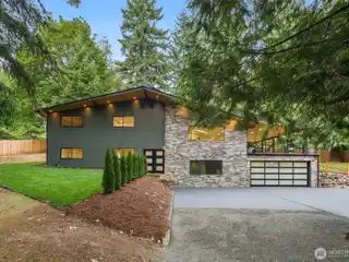 Incredibly Remodeled Modern Home