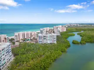 End-unit with Spectacular Bay and Partial Gulf Views