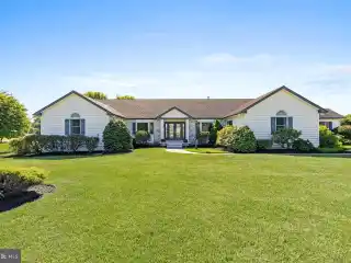 Elegant Coastal Living
