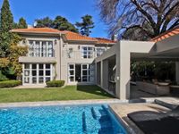 A STYLISH HOME – PRESENTED WITH PANACHE!