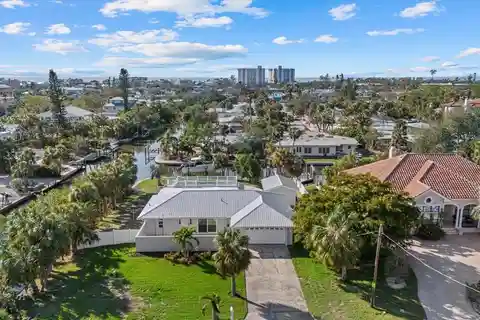 Stunning Waterfront Estate on Siesta Key