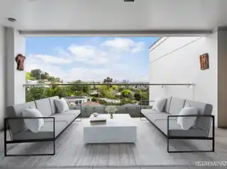 Penthouse Living in the Heart of Remuera