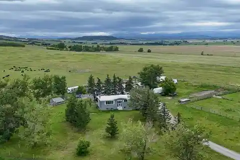 Ultimate Rural Lifestyle on 145 Acres