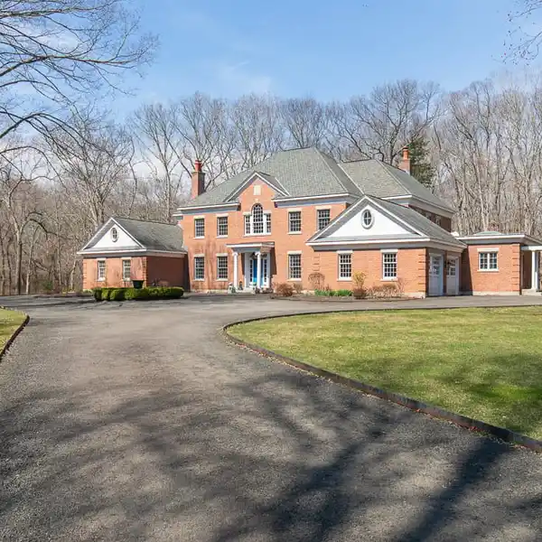 STATELY BRICK ENGLISH GEORGIAN HOME